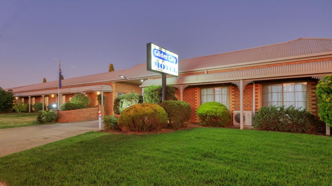 Glider City Motel Benalla Kültér fotó