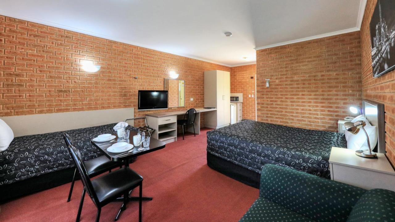 Glider City Motel Benalla Kültér fotó