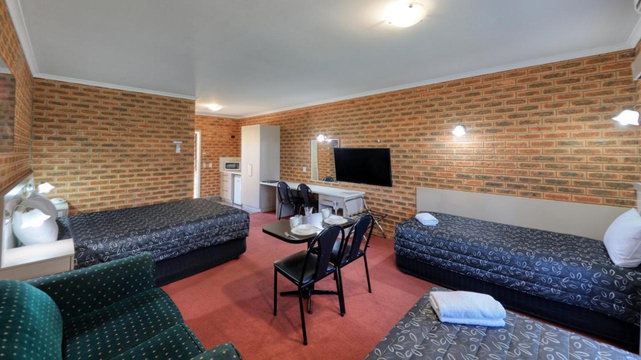 Glider City Motel Benalla Kültér fotó