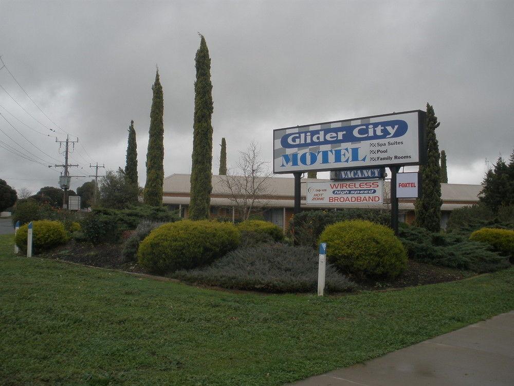 Glider City Motel Benalla Kültér fotó